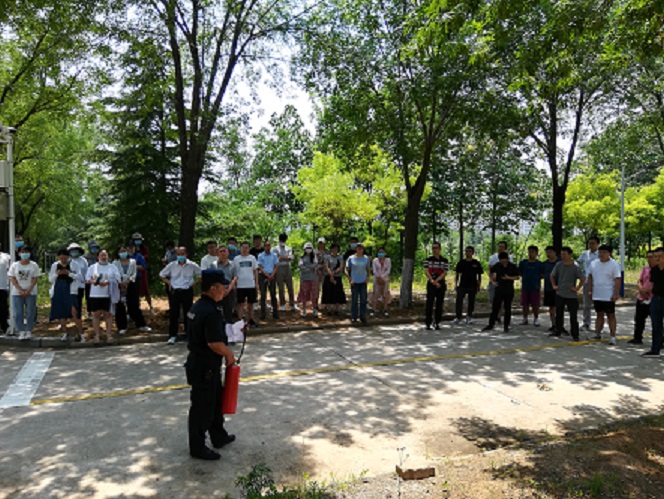 防患于未“燃”——生态研究所开展联合消防应急演练 